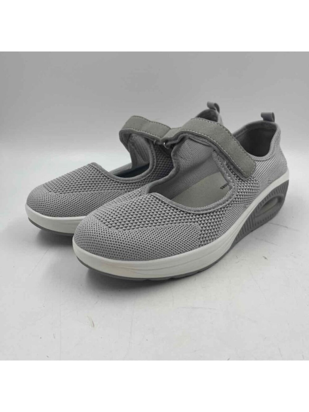 Git-up Women's Shoe Size 8 Gray Textured Casual Shoes